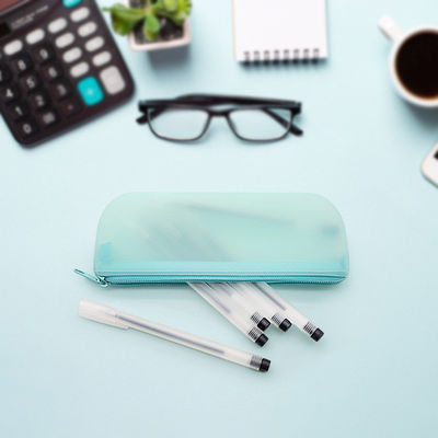 19*7*2.8cm Herramientas de lápiz para estudiantes Bolsa de almacenamiento de silicona en diseño colorido con logotipo personalizado