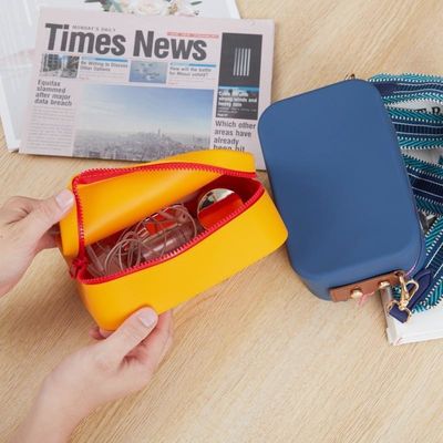 Accesorios de bolsa de cremallera versátil libre de BPA para mujeres Organizador de pinceles de maquillaje