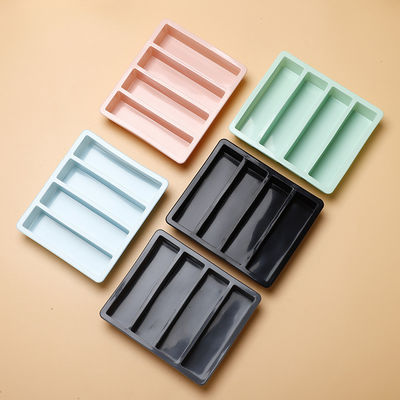 Multicolor 4 cuadrículas bandejas de cubo de hielo moldes con material de silicona de grado alimenticio 17 * 14,3 * 3,6cm