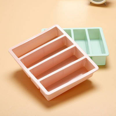 Multicolor 4 cuadrículas bandejas de cubo de hielo moldes con material de silicona de grado alimenticio 17 * 14,3 * 3,6cm