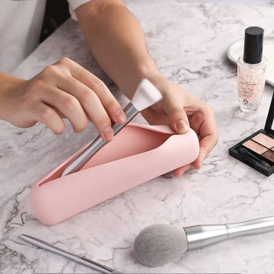 Caja de almacenamiento de cepillo cosmético de silicona 100% de calidad alimentaria con cierre magnético