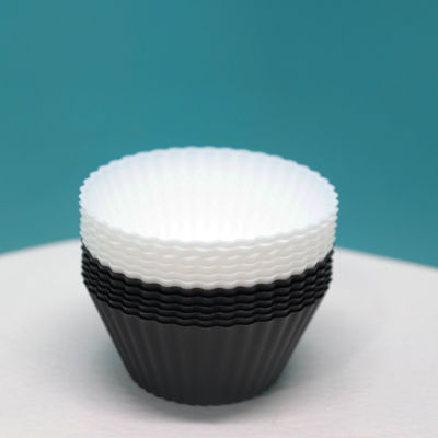 24pcs / 12pcs paquete de logotipo personalizado aceptable silicona no adhesivo Cupcake forros para la fiesta