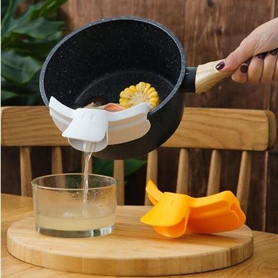 Fisterra de boca redonda con deflector de silicona anti derrame