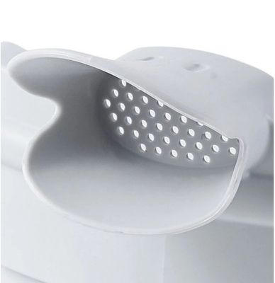 Fisterra de boca redonda con deflector de silicona anti derrame
