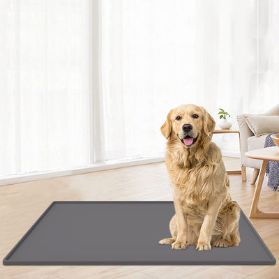 Color personalizado de silicona de comida para perros bandeja de alfombra antideslizante resistente al agua alfombra de alimentación para mascotas libre de BPA
