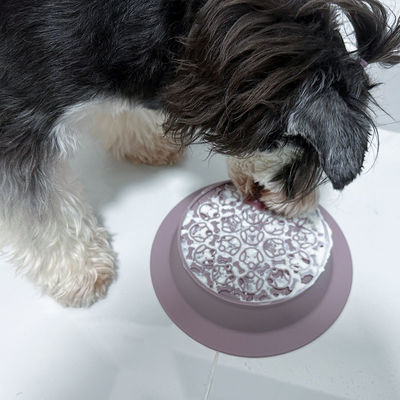 Tensión no aplicable Cuenco de limpieza de perro de silicona diseño de alimentador lento interactivo